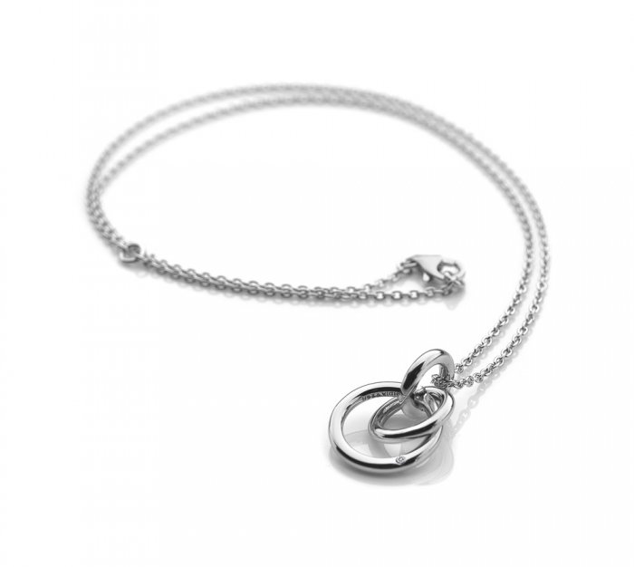 Strieborný prívesok Hot Diamonds Eternity Interlocking DP372