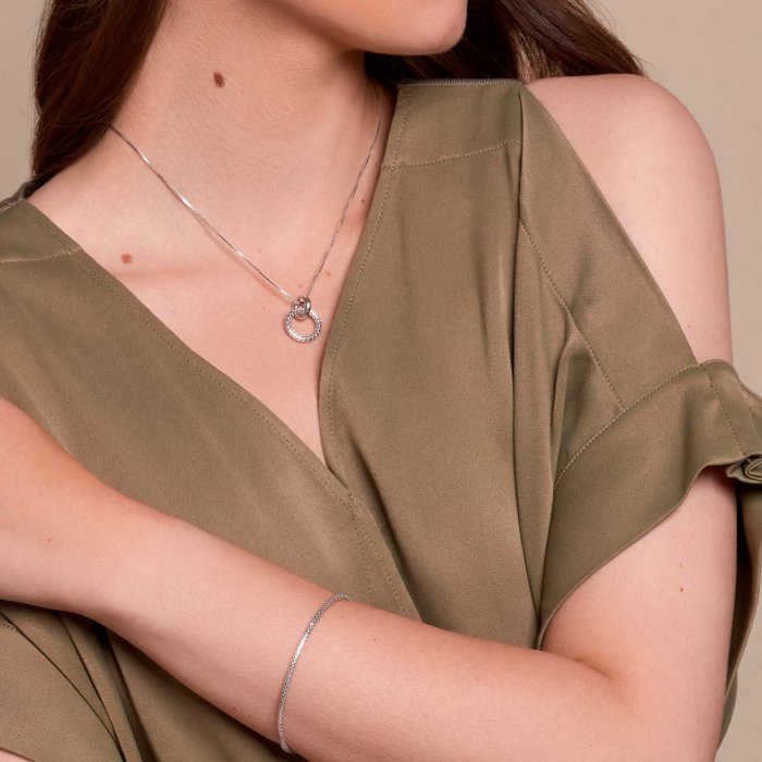 Strieborný prívesok Hot Diamonds Woven DP866